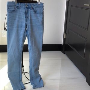 AE Next Level Slim Jean (Men’s Light Wash)